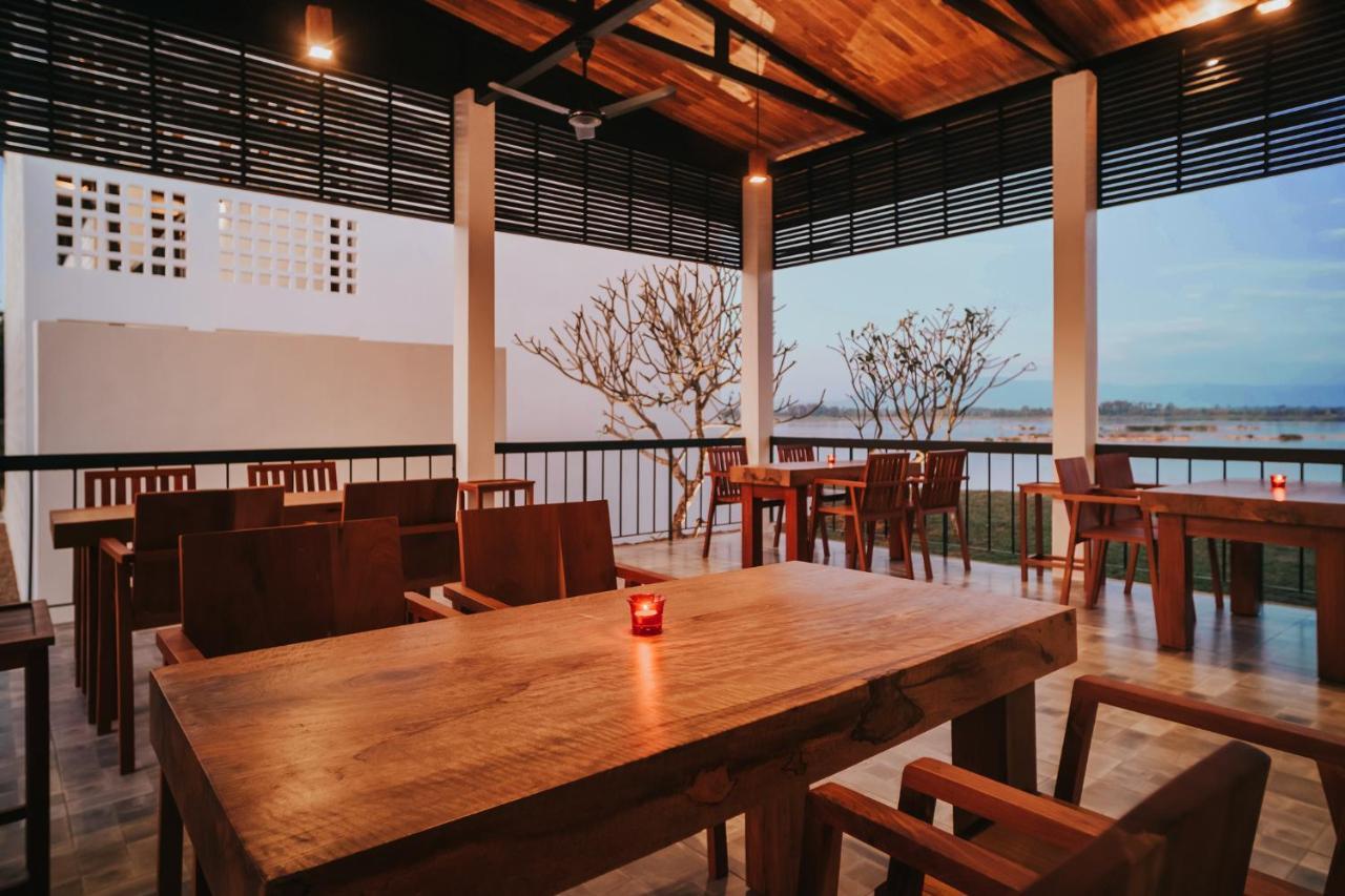 占巴色里维埃拉酒店 占巴塞 外观 照片